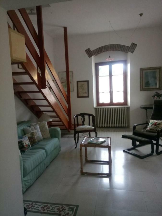Casa Bartolacci Cozy Apartment Бивильяно Экстерьер фото